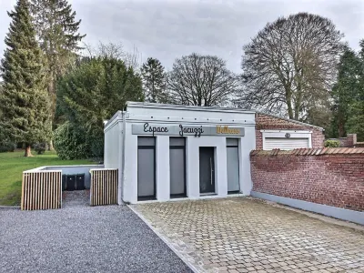 Les Suites Fénelon Hôtels à : Le Cateau-Cambrésis
