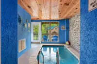 Family Oasis by Ghosal Luxury Lodging