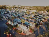 Tropical Palms Resort Hotel in zona Give Kids The World Village