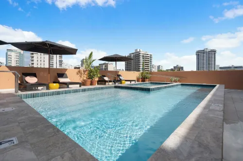 HiBird- Apartment and Suites Hotel