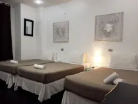 Hotel Boutique Tremo Parque Bustamante - Airport Shuttle