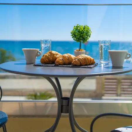 Elimia Suites & Studios