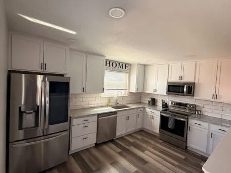 Family friendly home just 15 minutes from the Events Center, airport, & downtown Отели в г. Натрона