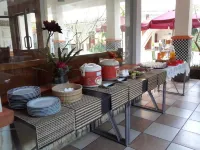 Arondari Hotel - parking