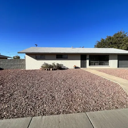 4 bdrm/ 2 bath house close to lake Powell, antelope canyon and horseshoe bend