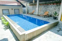 Driam Riverside Resort Hotels in Pasirjambu