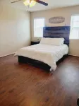 Modern Secluded 2 BR 1.5 Bath