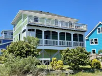 Waterfront Deck and Tandem Kayaks - Charming Nature Retreat