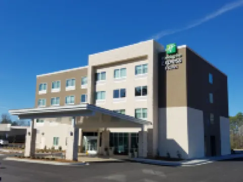 Holiday Inn Express & Suites CARROLLTON WEST by IHG