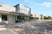 Fenced Backyard and Spacious Living Area - Charming Cozy Oasis