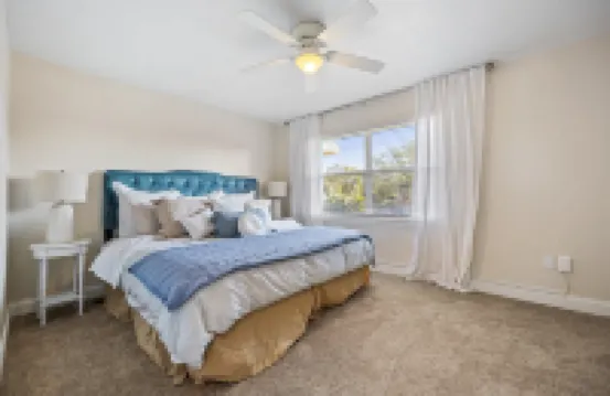 Private Balcony and Tropical Patio Retreat - Stylish Coastal Haven