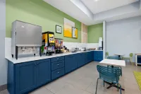 Spark by Hilton Homewood Birmingham - Breakfast