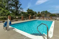 Comfort Inn Laurinburg Hotels in Laurinburg