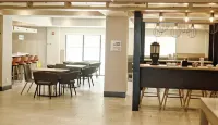 Holiday Inn CLEVELAND by IHG - Frühstück