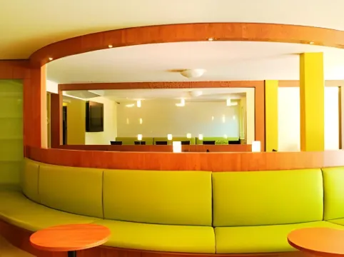 B&B HOTEL München-Messe Featured Photos