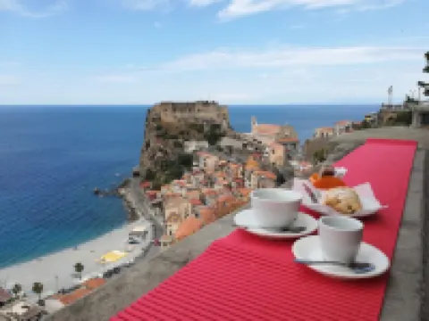 B&B la Bastia Hotels in Scilla