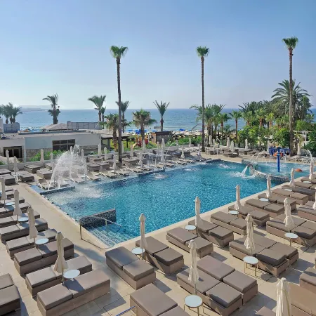 Nelia Beach Hotel & Spa