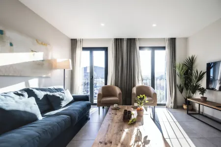 Apartamentos Turísticos Puerta Real by CartagenaSpain