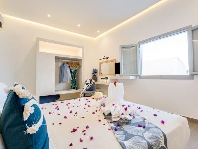 Tiara Suites