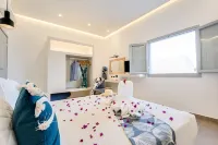 Tiara Suites Hotel in zona Santorini