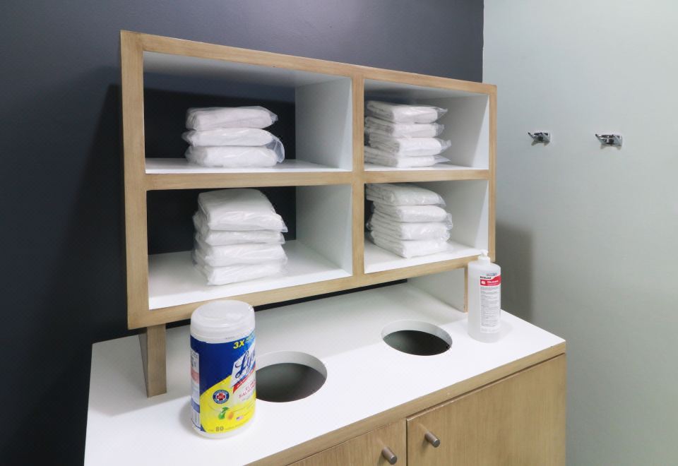 햄프턴 인 몬테레이 에어포트