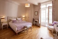 Hôtel de l'Amphithéâtre Hotels in Nimes