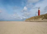 Restyled Chalet with Dishwasher, Near the Sea, on Texel Hotels in De Koog