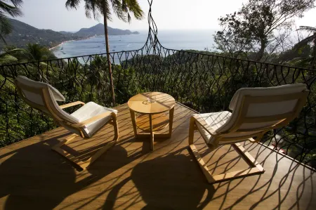 Monkey Flower Villas Отели рядом с достопримечательностью «Koh Tao Scuba Club»