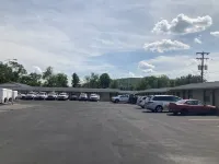 Budget Inn Clearfield PA - parking