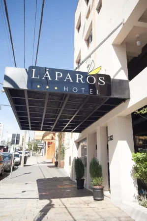 Láparos Hotel Отели в г. Сан-Карлус