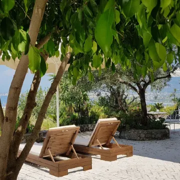 Verga Apartments & Suites
