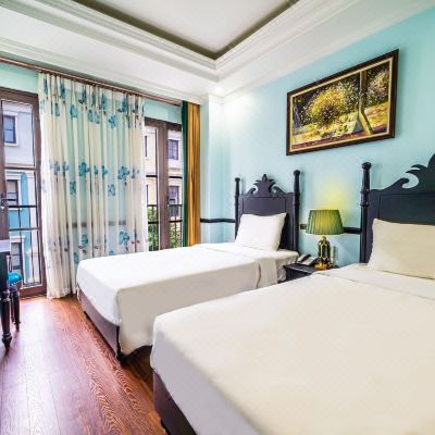 Superior Twin Room with City View Dragon Hotel Promo Code