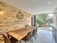 Central Wimbledon House Sleeps 8 - Secluded Garden Hotel a Wimbledon