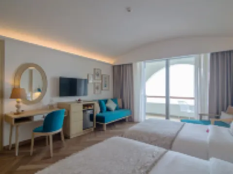 Royal Avila Boutique Resort Hotels in Malaka