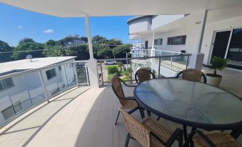 Cranbourne Court Beachside Apartments