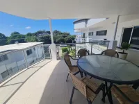 Cranbourne Court Beachside Apartments Hotels in Maroochydore