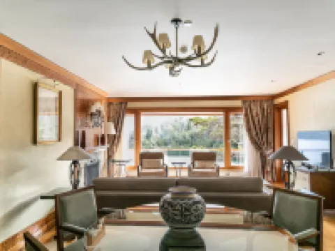 落落高爾夫水療度假村酒店 巴里洛切縣酒店