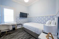 Bankstown Hotel Hotel berhampiran Vanilla Bean and Lime Cafe