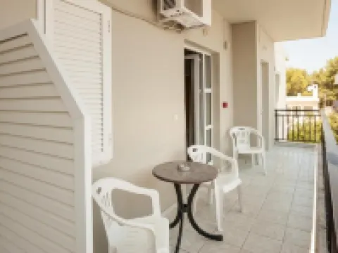 Niriis Hotel Hotels in Daratso