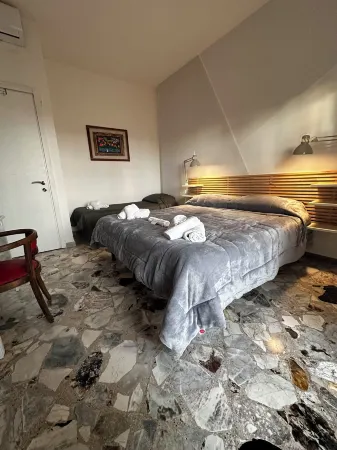 B&B Tre Ponti Отели рядом с достопримечательностью «Ipogeo Genoviva»