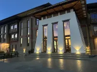 Willing Resort Hotels in Trongsa
