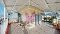 A Bright and Relaxing Penthouse Hotels in Papagou-Holargos