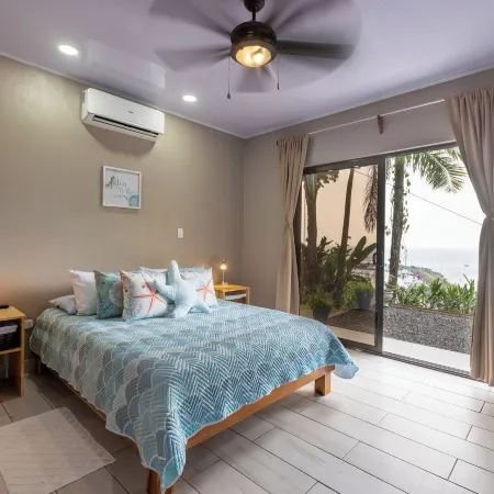Mar & Sombra Villas