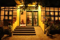 Kandy Rivers Edge Nature Resort