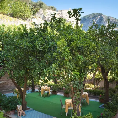 Hotel Amalfi