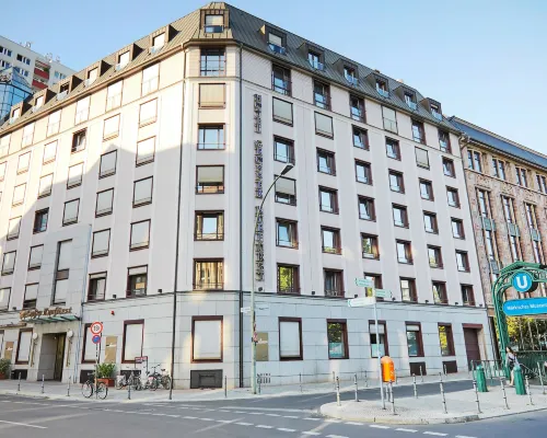 Living Hotel Großer Kurfürst Hotels near Neue Mitte