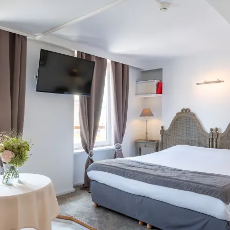 Logis - Hotel de La Mairie
