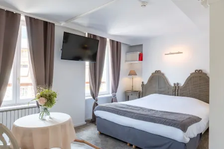 Logis - Hotel de La Mairie