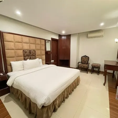 Al-Noor Hotel