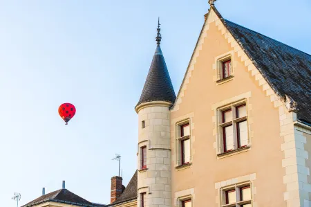 Le Manoir Saint Thomas Отели рядом с достопримечательностью «Парк Мини-Шато»